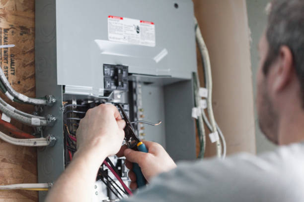 Best Emergency Electrical Repair Services  in East Cleveland, OH